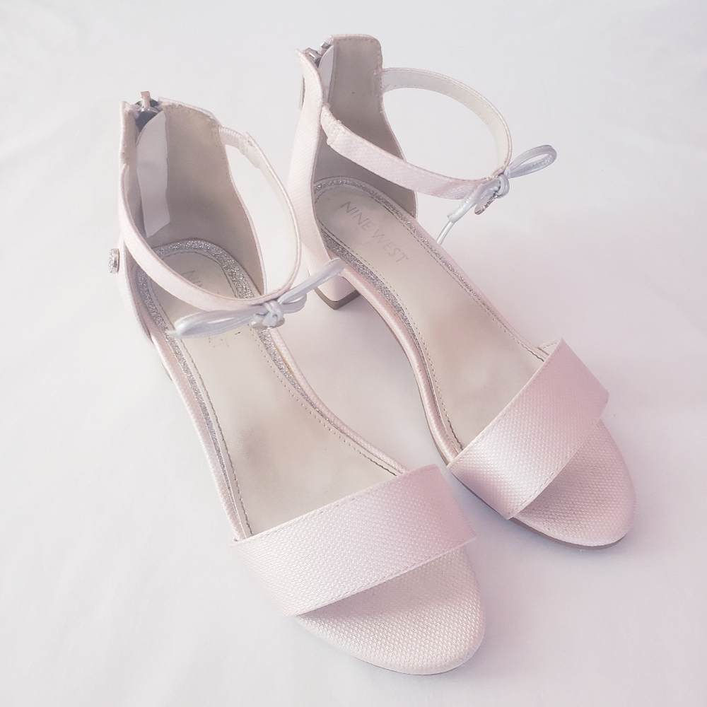Nine west girls light pink dress sandal